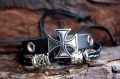 Armband leer kruis zwart